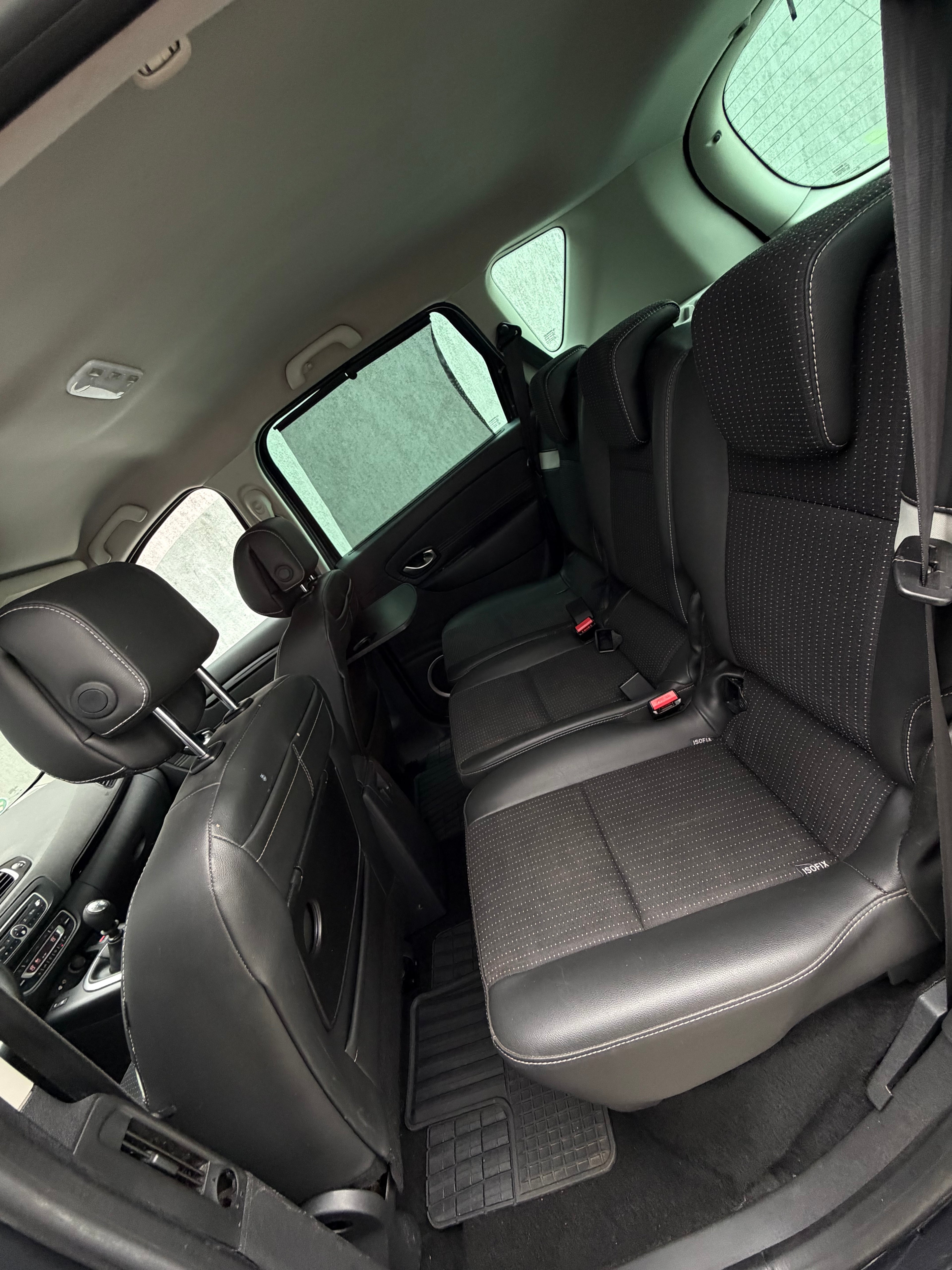 Renault Scenic 1.9 DCI 130 CP