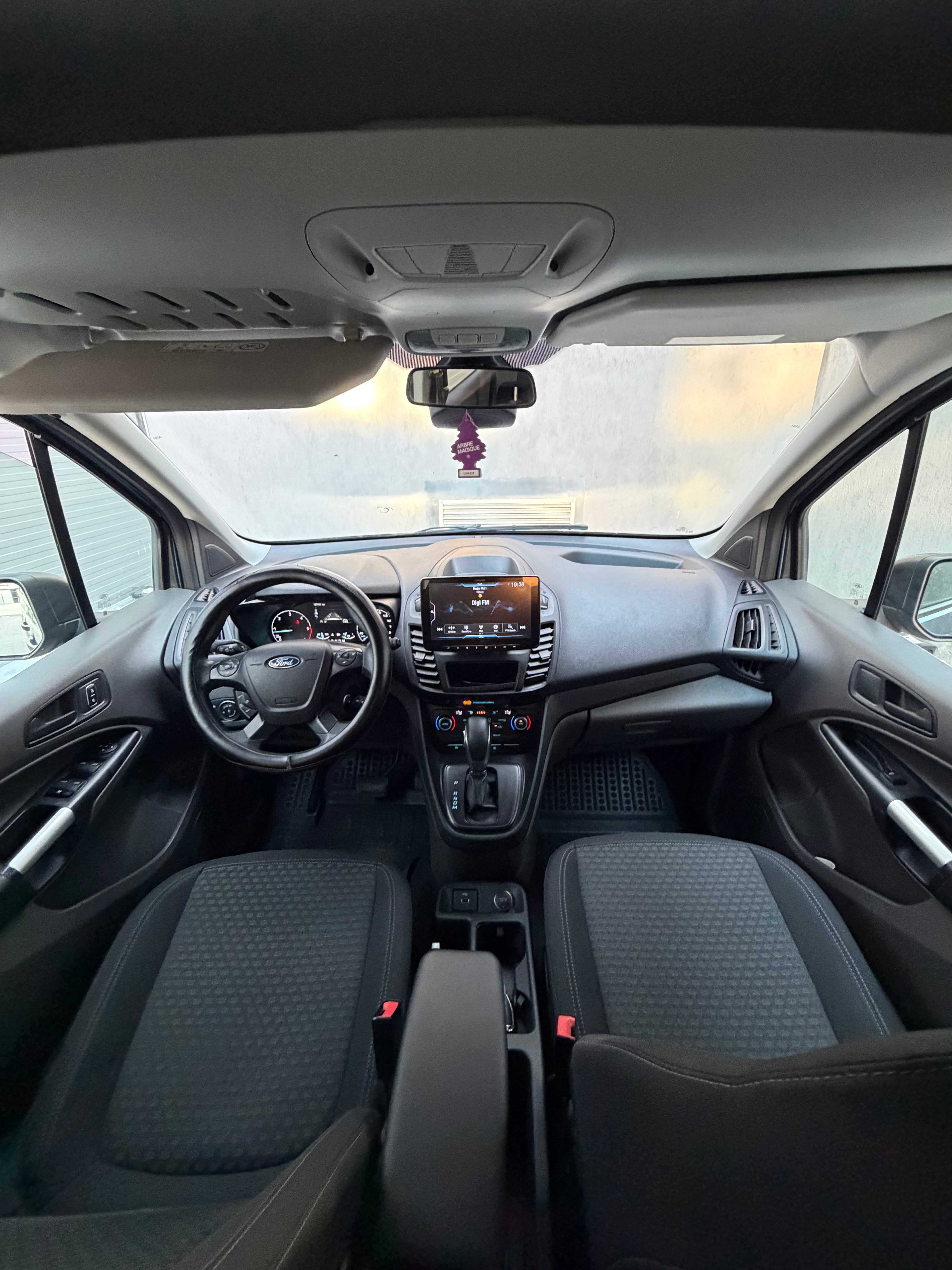 Ford Transit Connect Long Automat