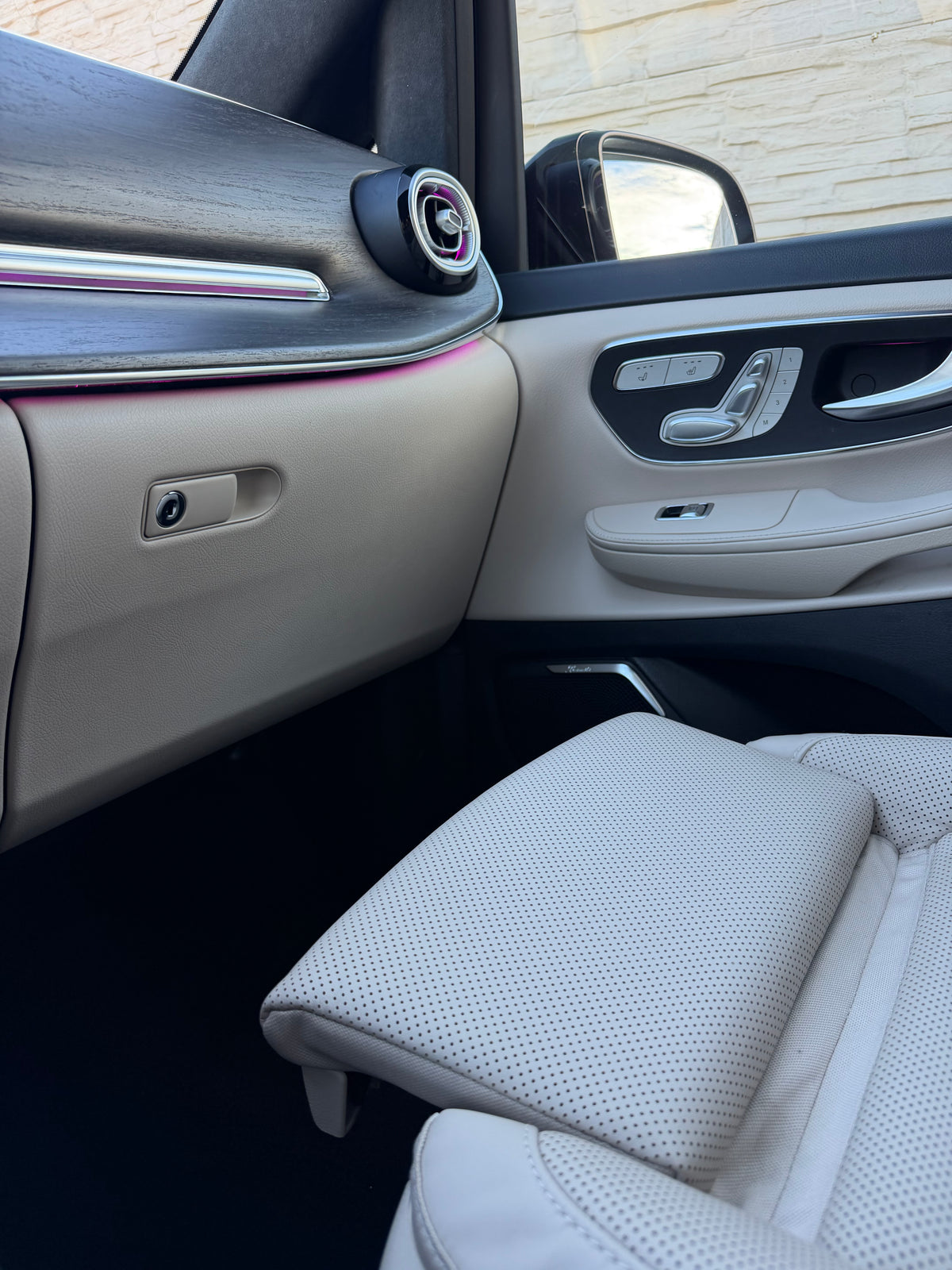 MERCEDES-BENZ V300 d 4MATIC LONG EXCLUSIVE – AMG LINE