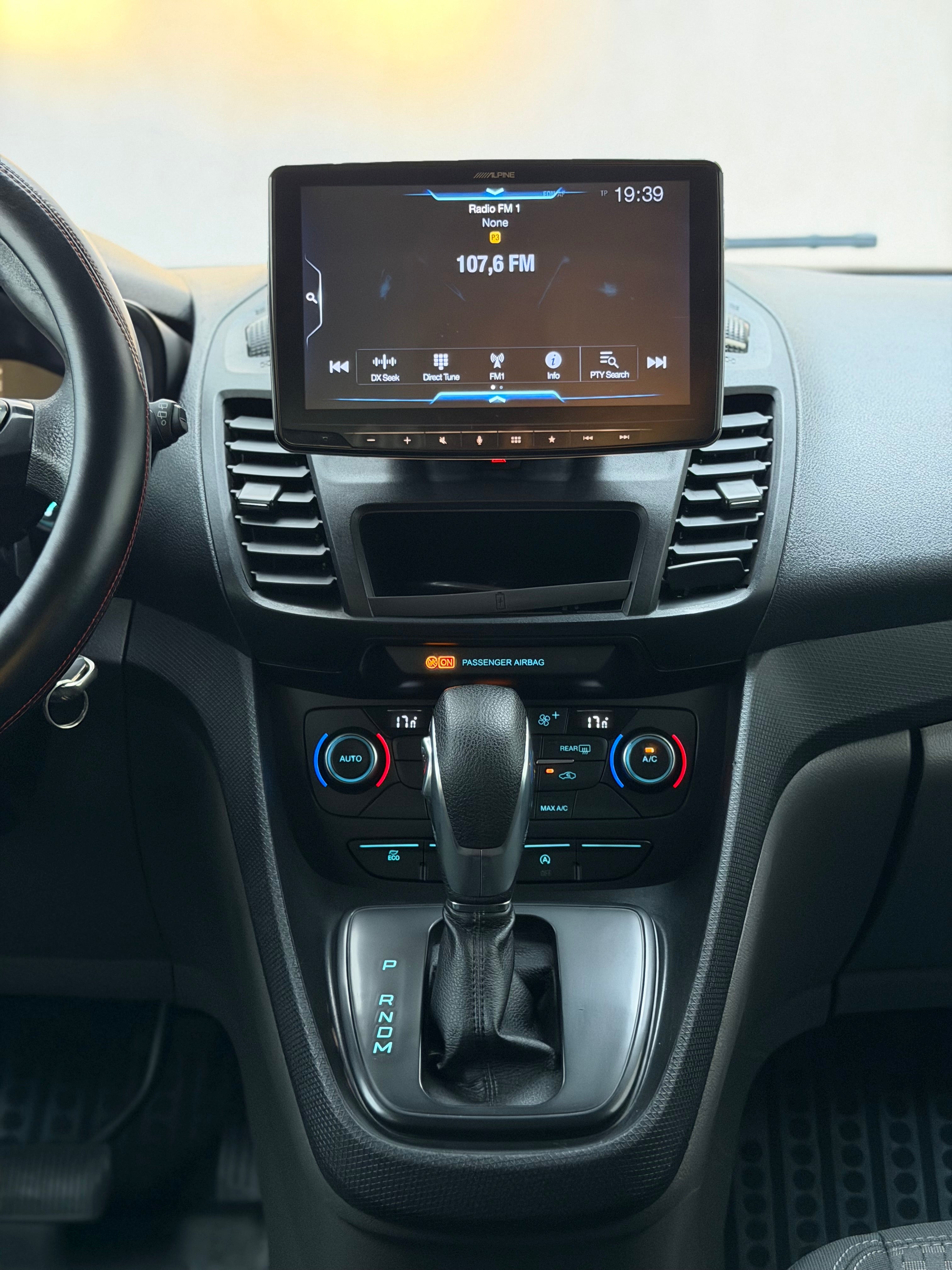 Ford Transit Connect Long Automat