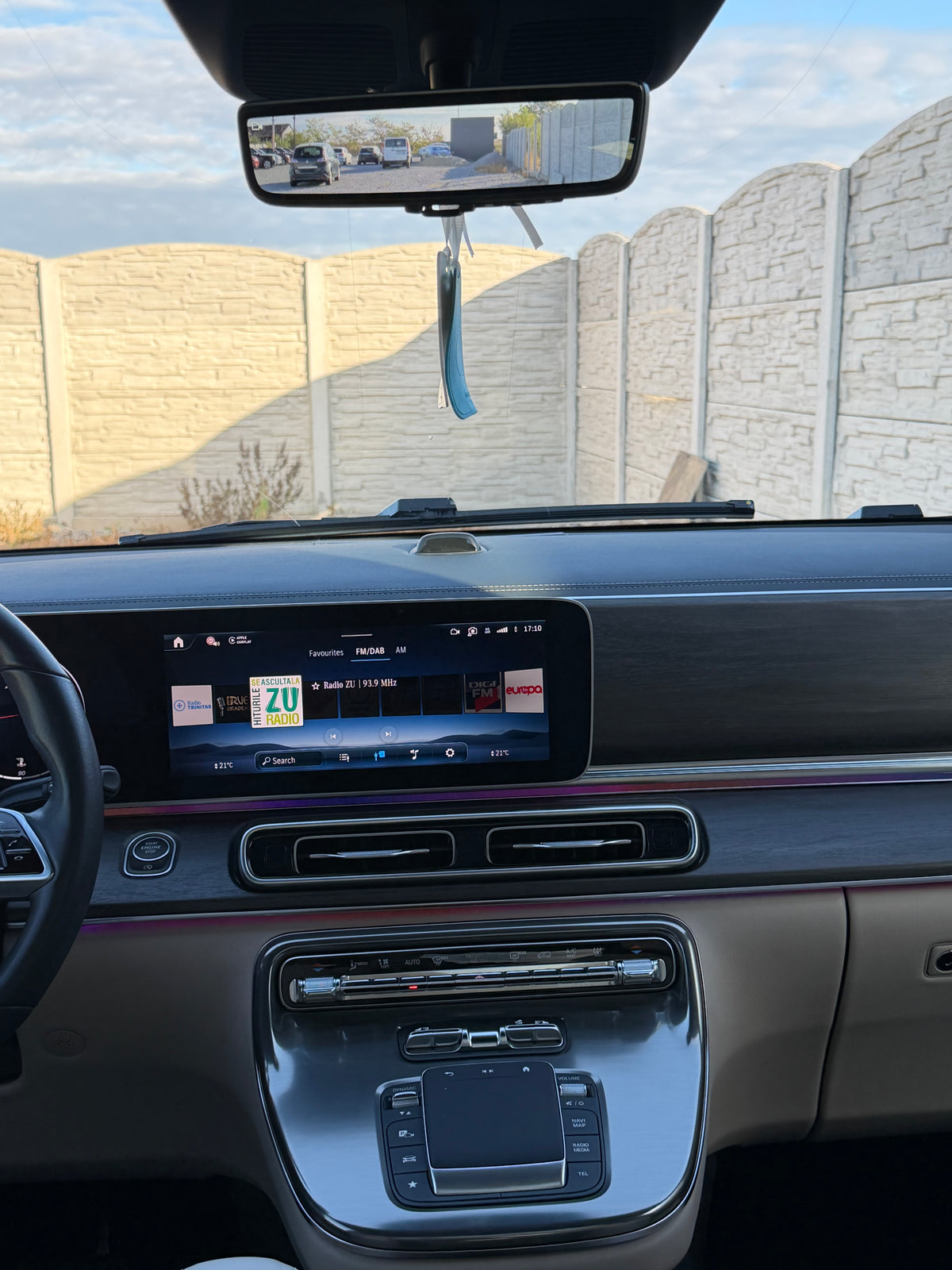 MERCEDES-BENZ V300 d 4MATIC LONG EXCLUSIVE – AMG LINE