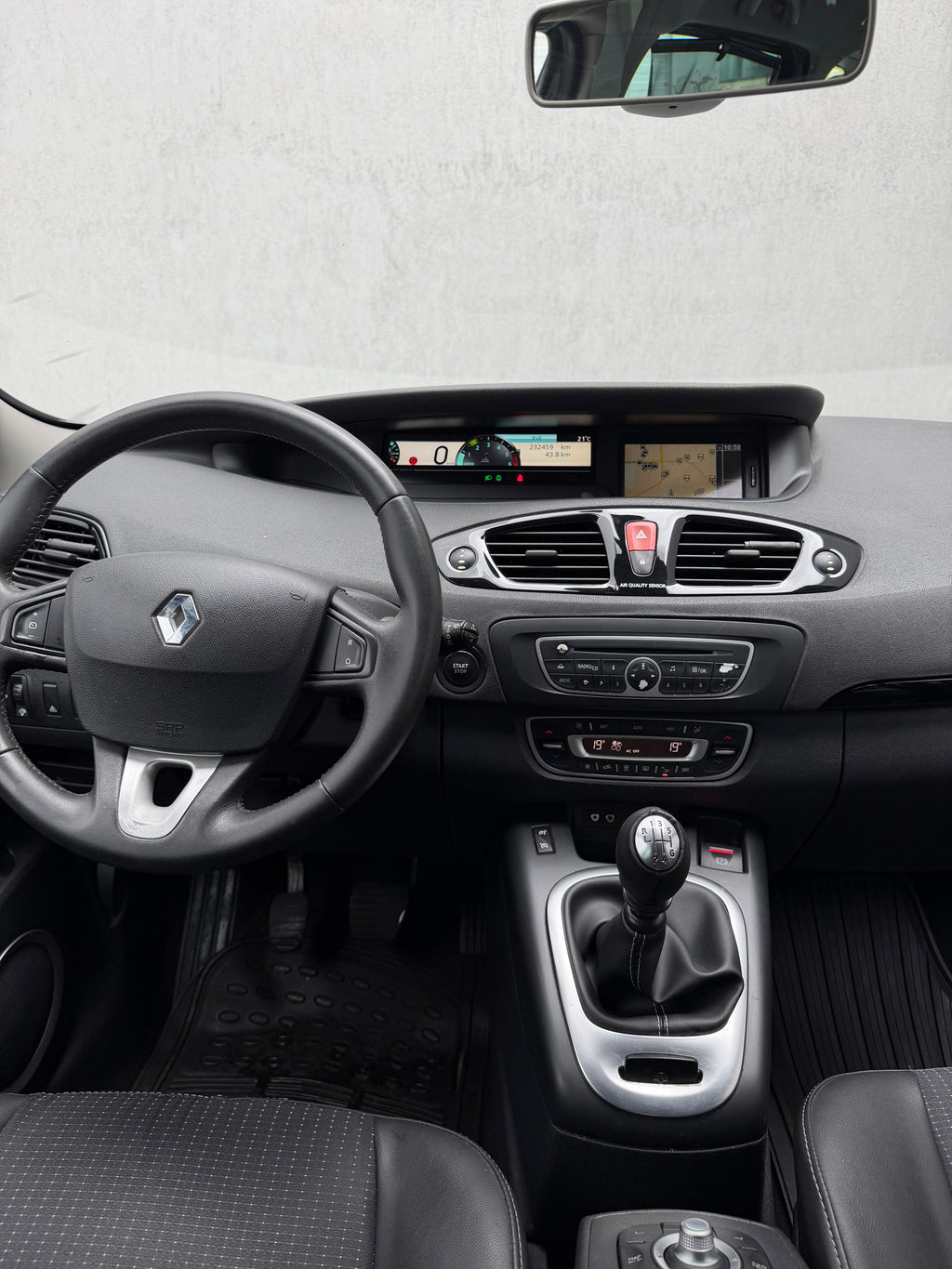 Renault Scenic 1.9 DCI 130 CP