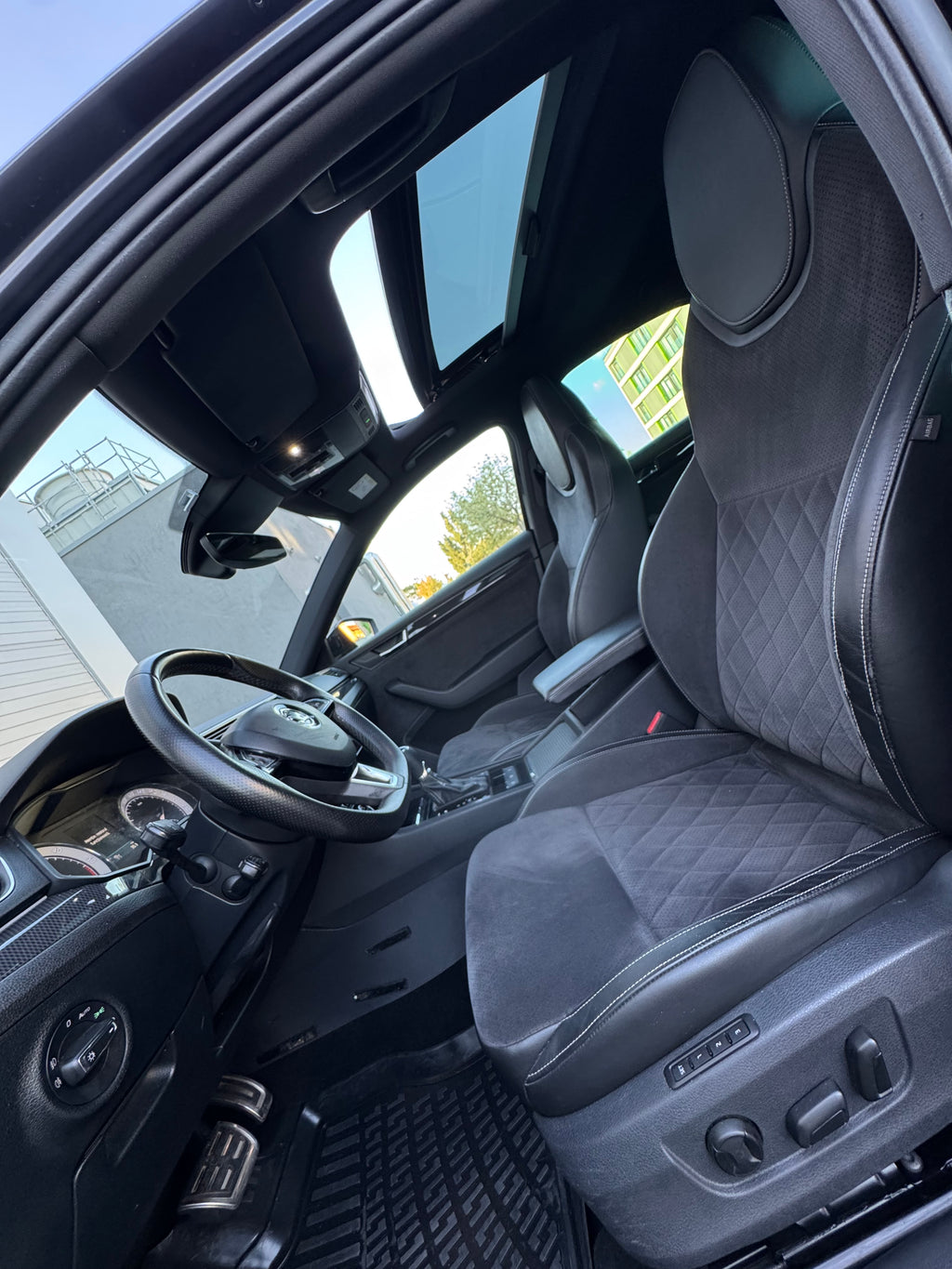 Skoda Superb Sportline DSG