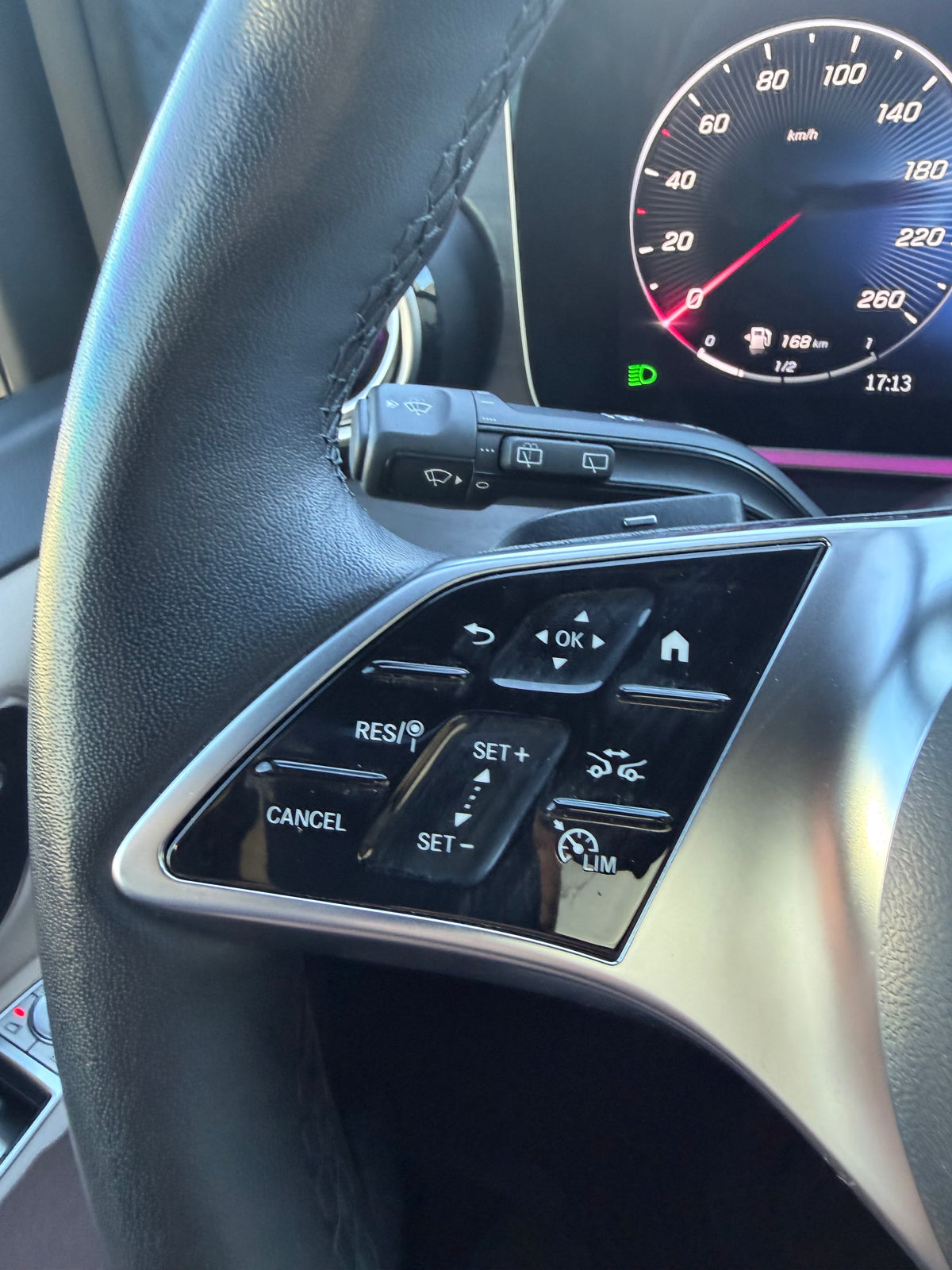 MERCEDES-BENZ V300 d 4MATIC LONG EXCLUSIVE – AMG LINE