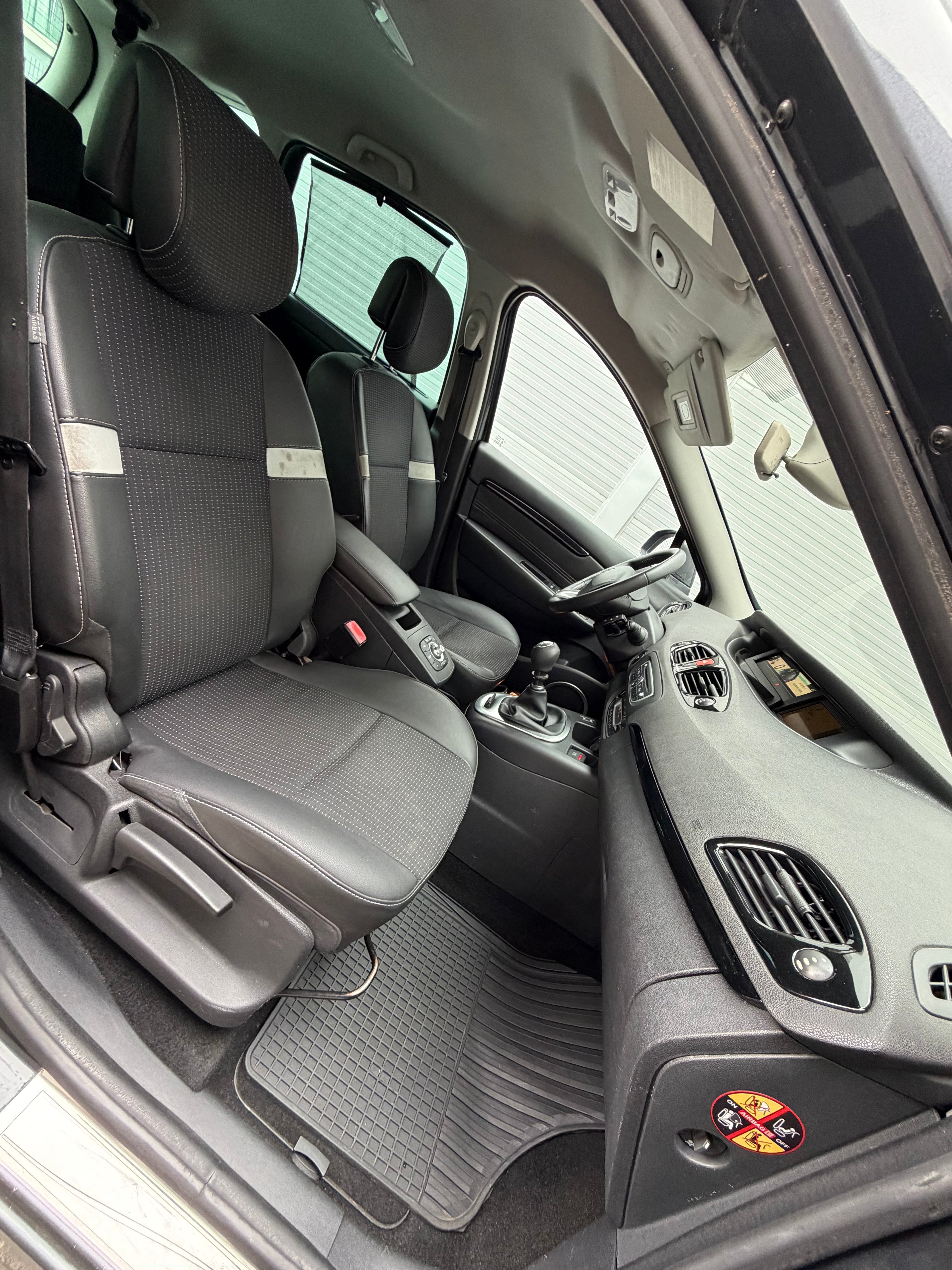 Renault Scenic 1.9 DCI 130 CP