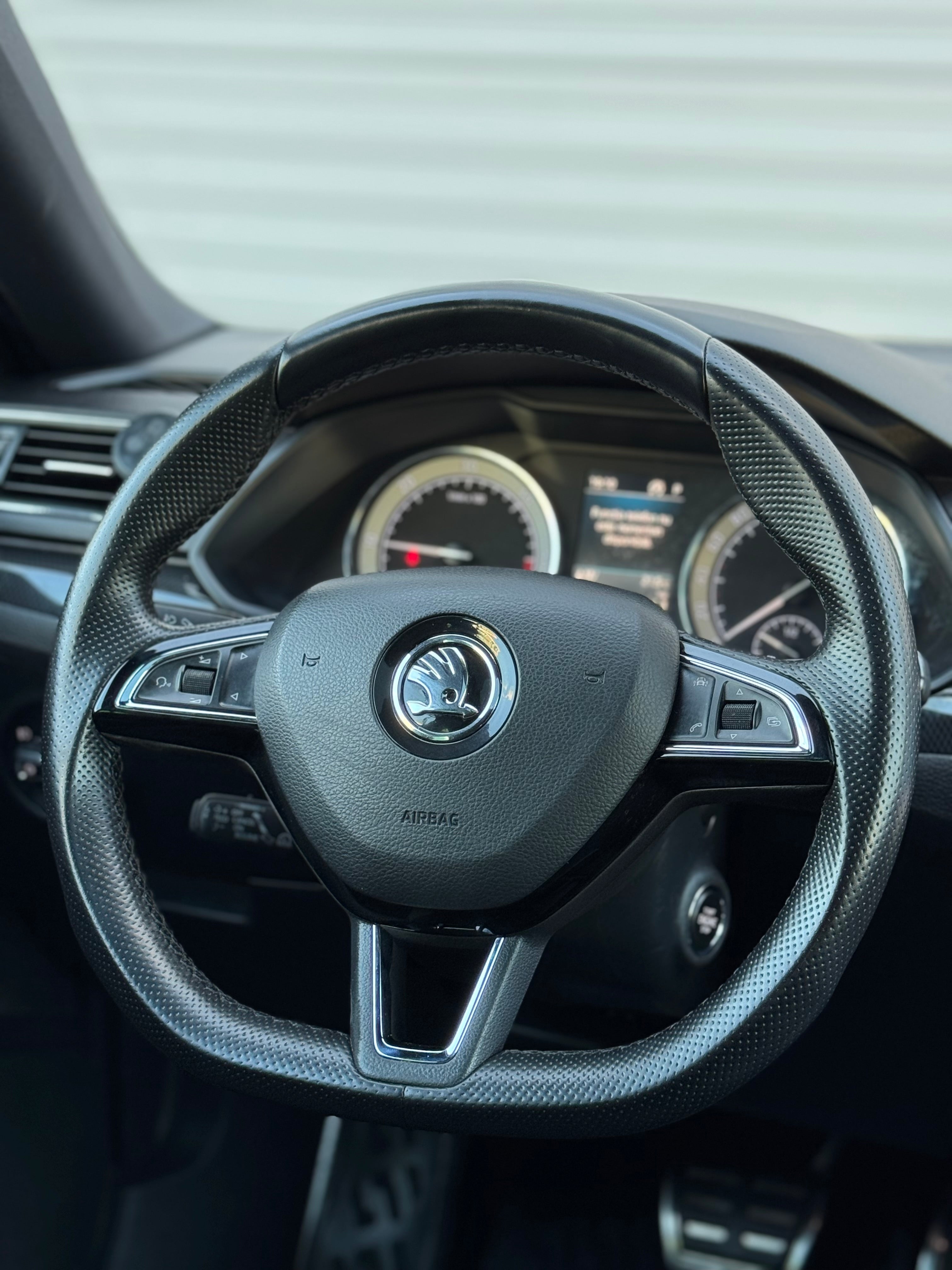Skoda Superb Sportline DSG