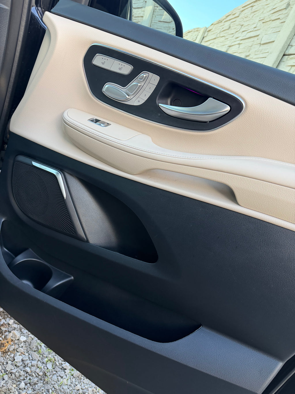 MERCEDES-BENZ V300 d 4MATIC LONG EXCLUSIVE – AMG LINE