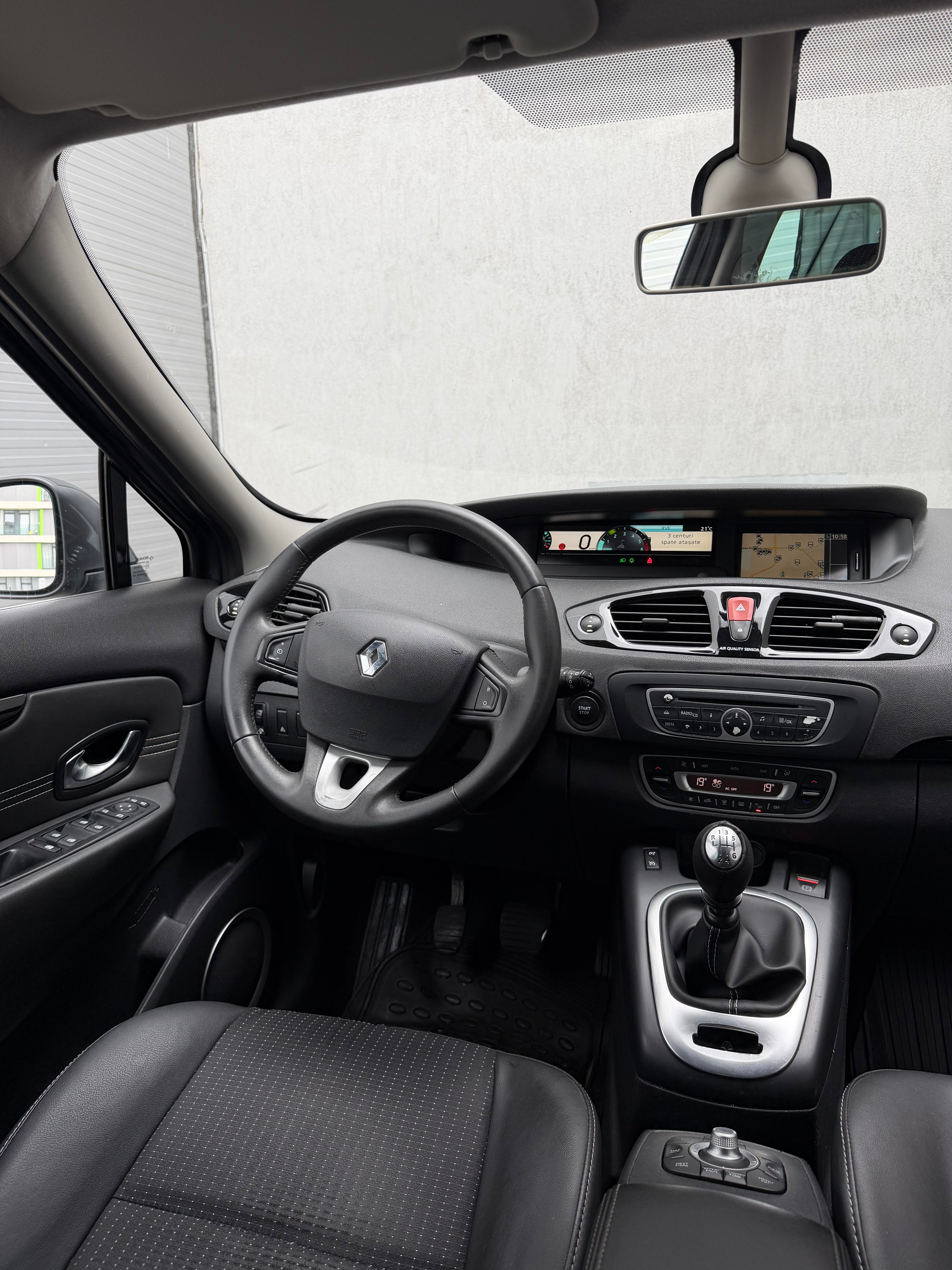 Renault Scenic 1.9 DCI 130 CP