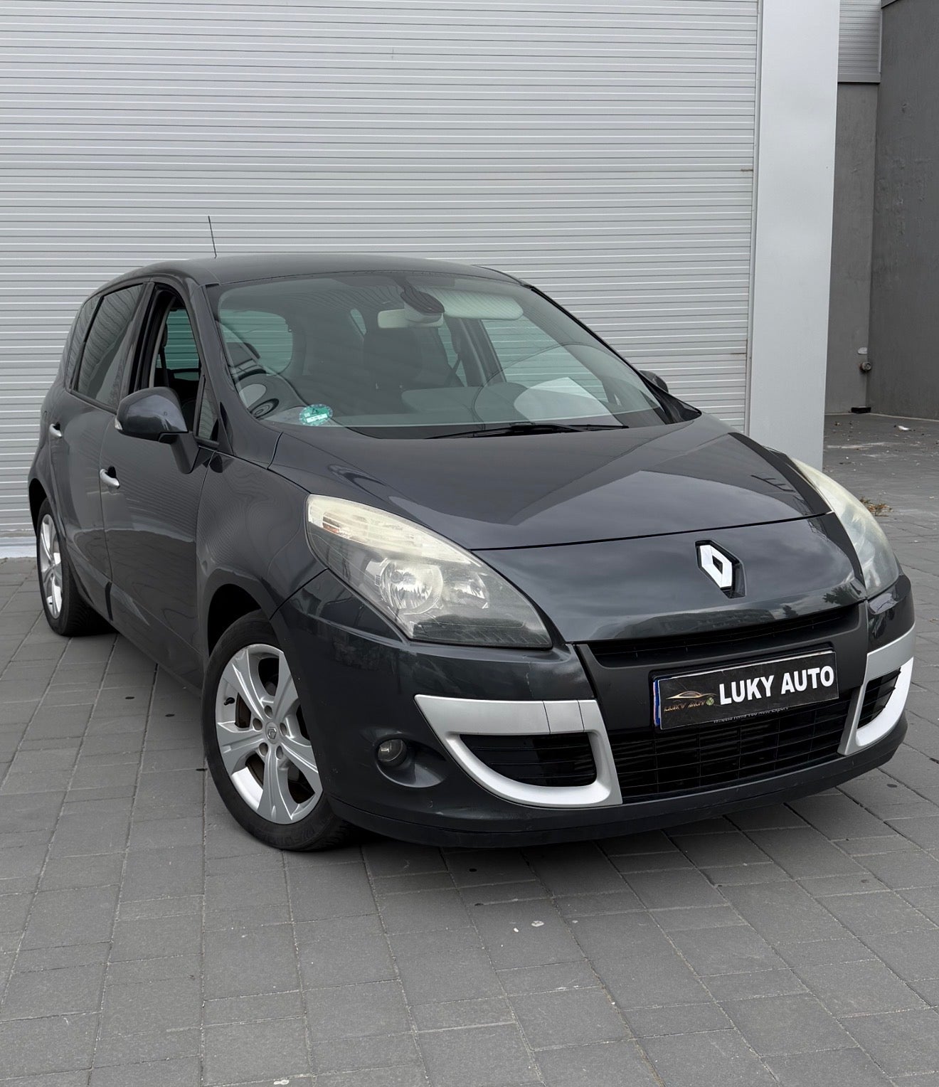 Renault Scenic 1.9 DCI 130 CP