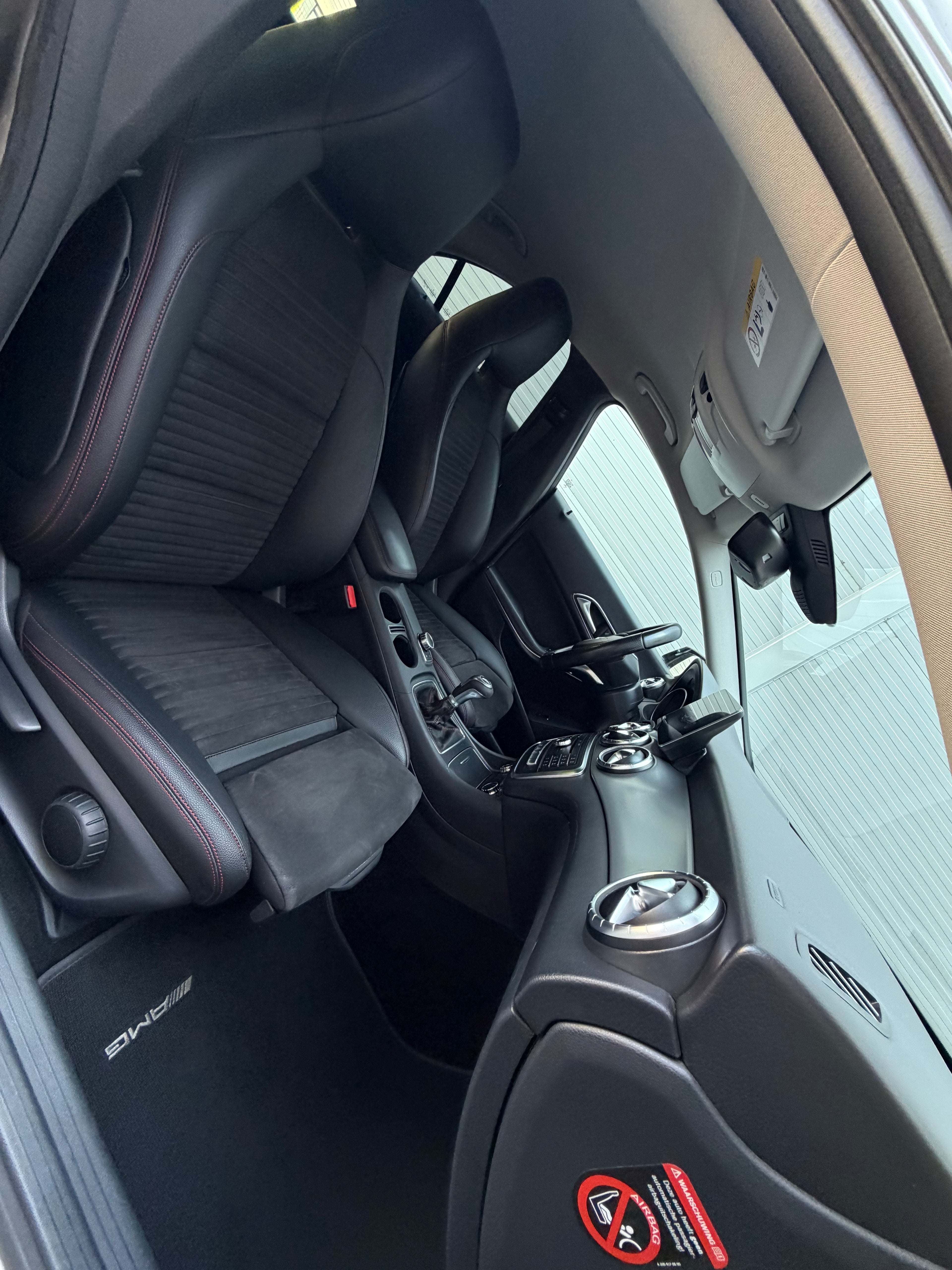 Mercedes CLA 180 AMG