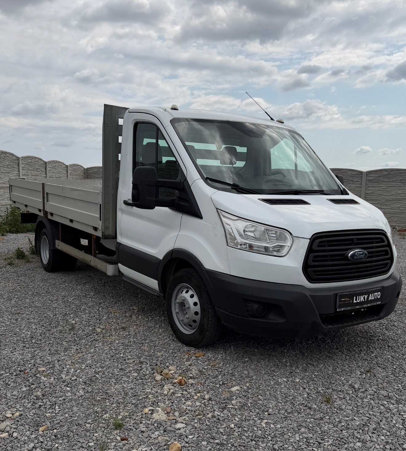 Ford Transit Long