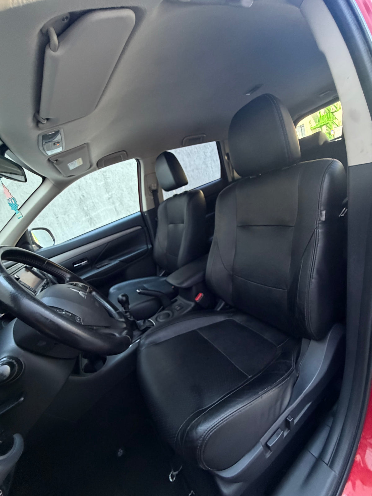 Mitsubishi Outlander 7 locuri